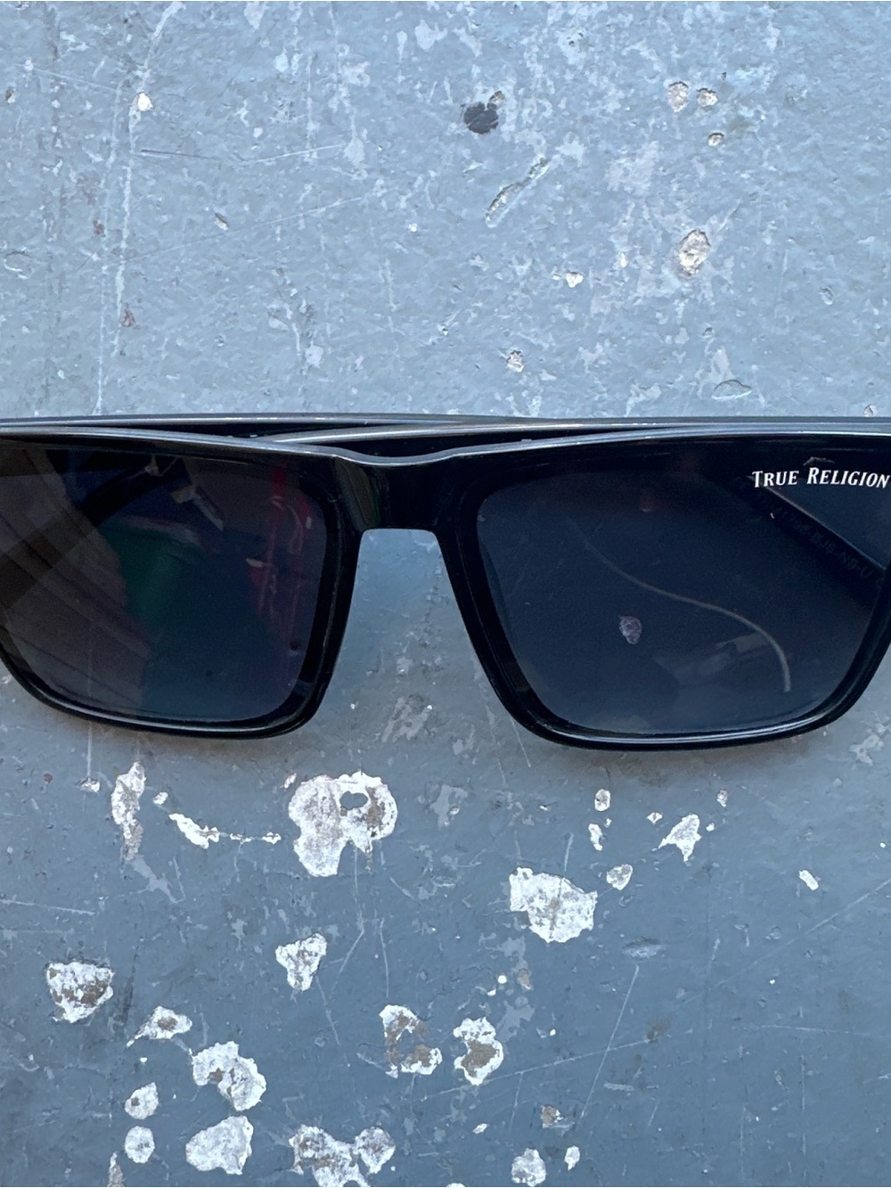 True Religion Black Sunglass Temple Arm with 'Fashion For The Senses' Detail